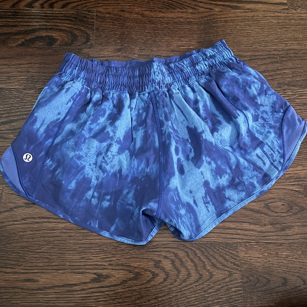 Lululemon Athletica Blue Athletic Shorts with Tie-Dye Pattern